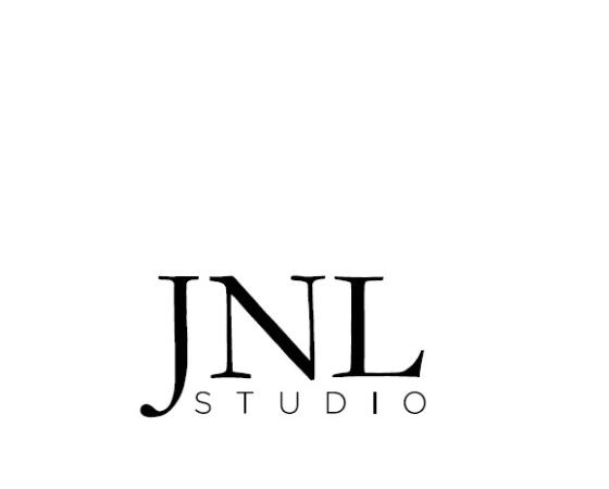 Логотип с надписью JNL STUDIO на белом фоне, стильный и минималистичный.