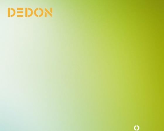 Обложка с градиентом и текстом: DEDON, Spirit of Place, Worlds.