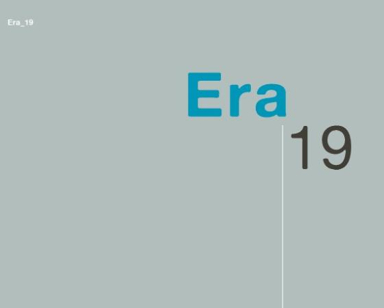 Современный минималистический дизайн с текстом 'Era 19' на сером фоне.